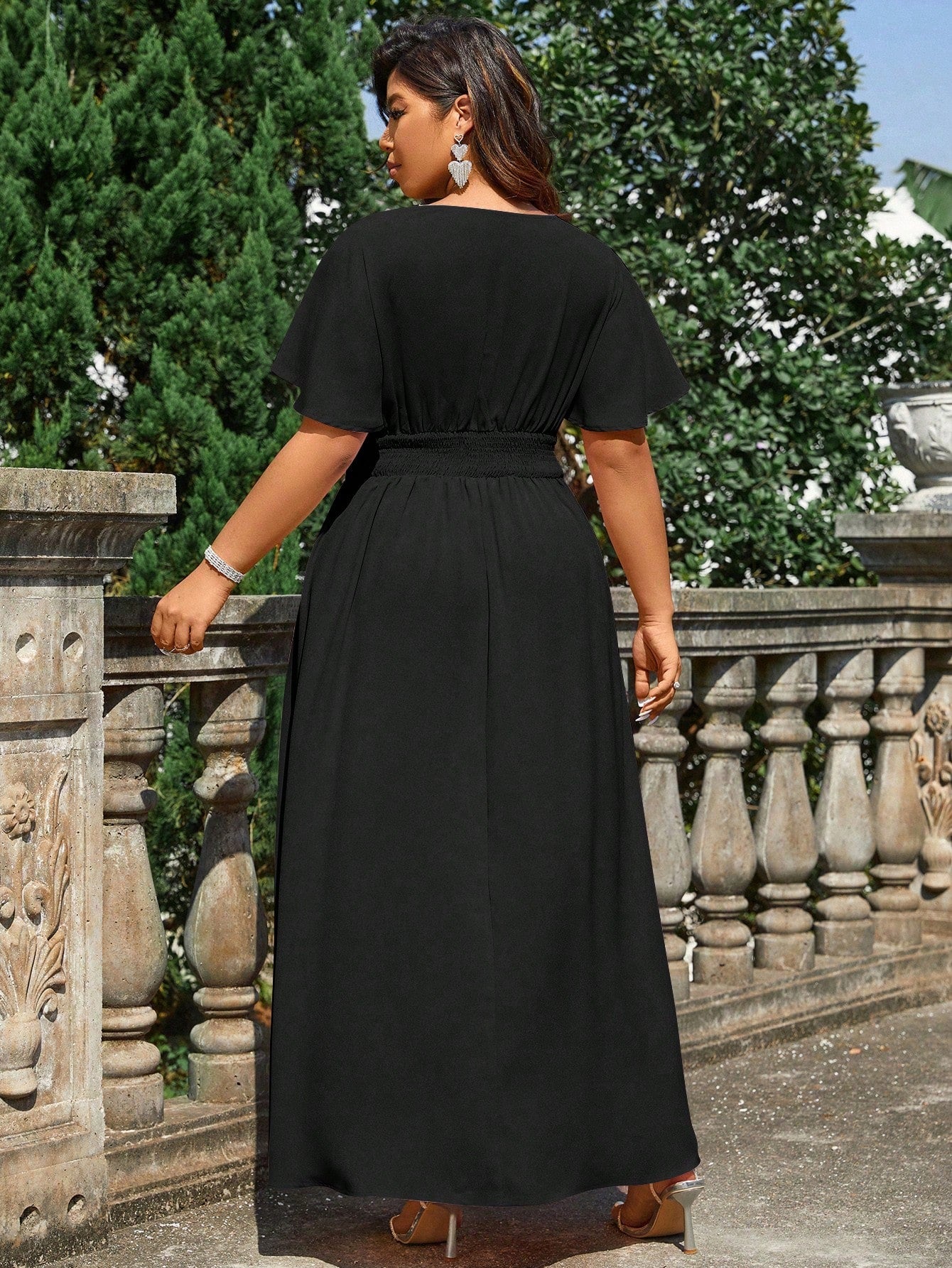 Robe Noir référence 797 – vue 3