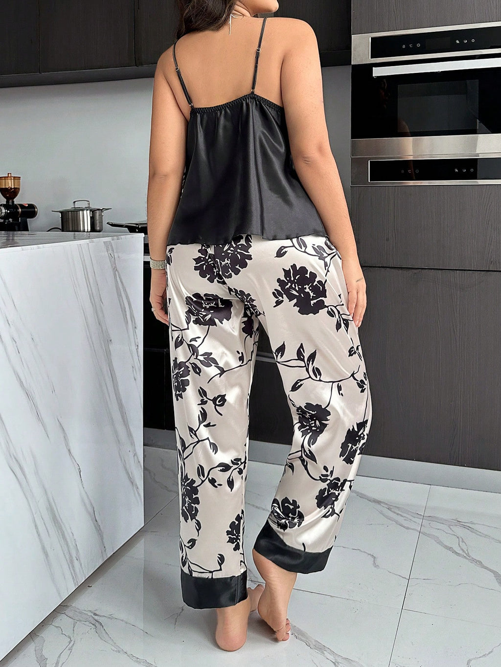 Pyjama satin noir référence 336 – vue 2