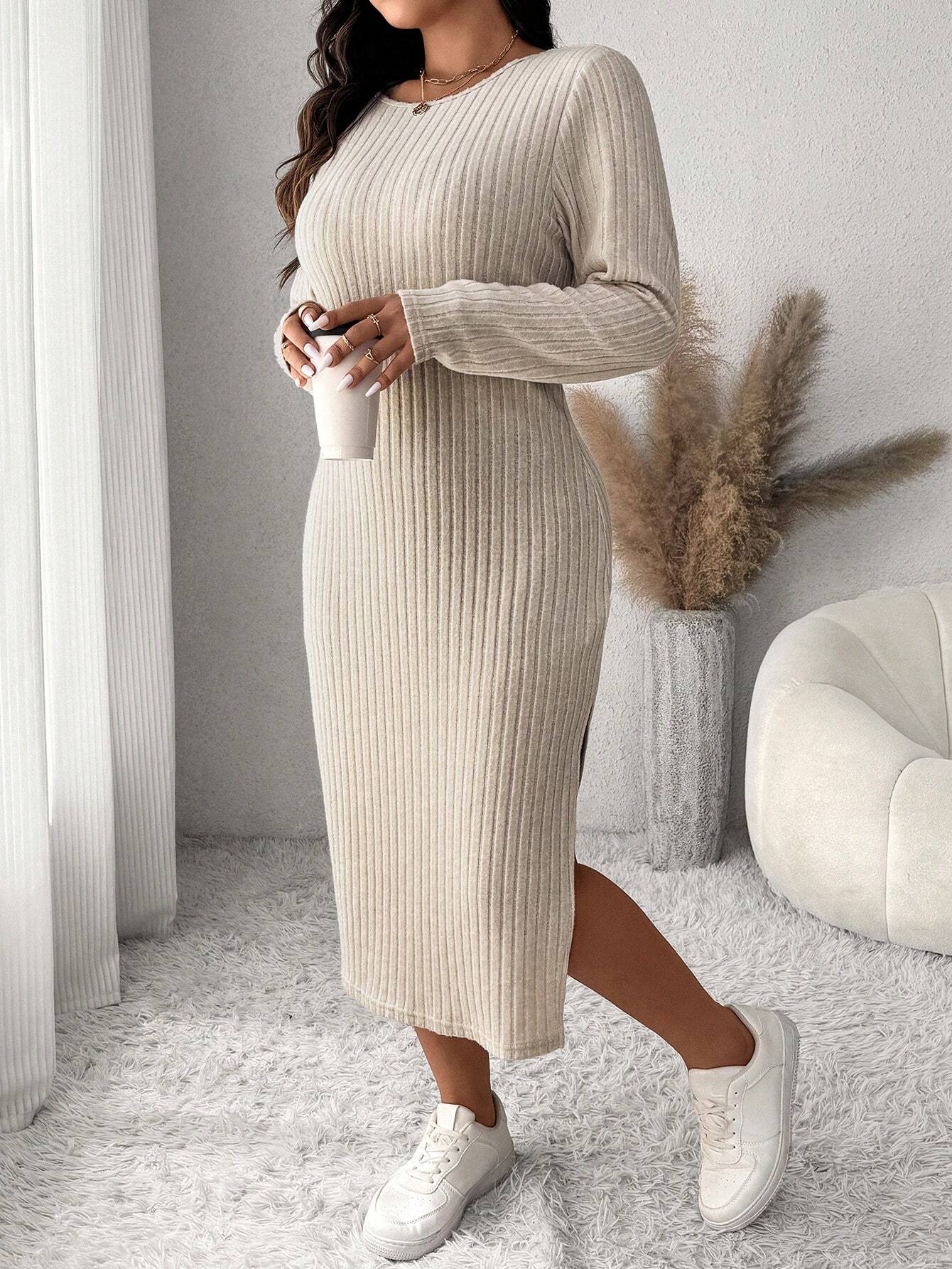 Robe Beige – Réf. 581 – vue principale