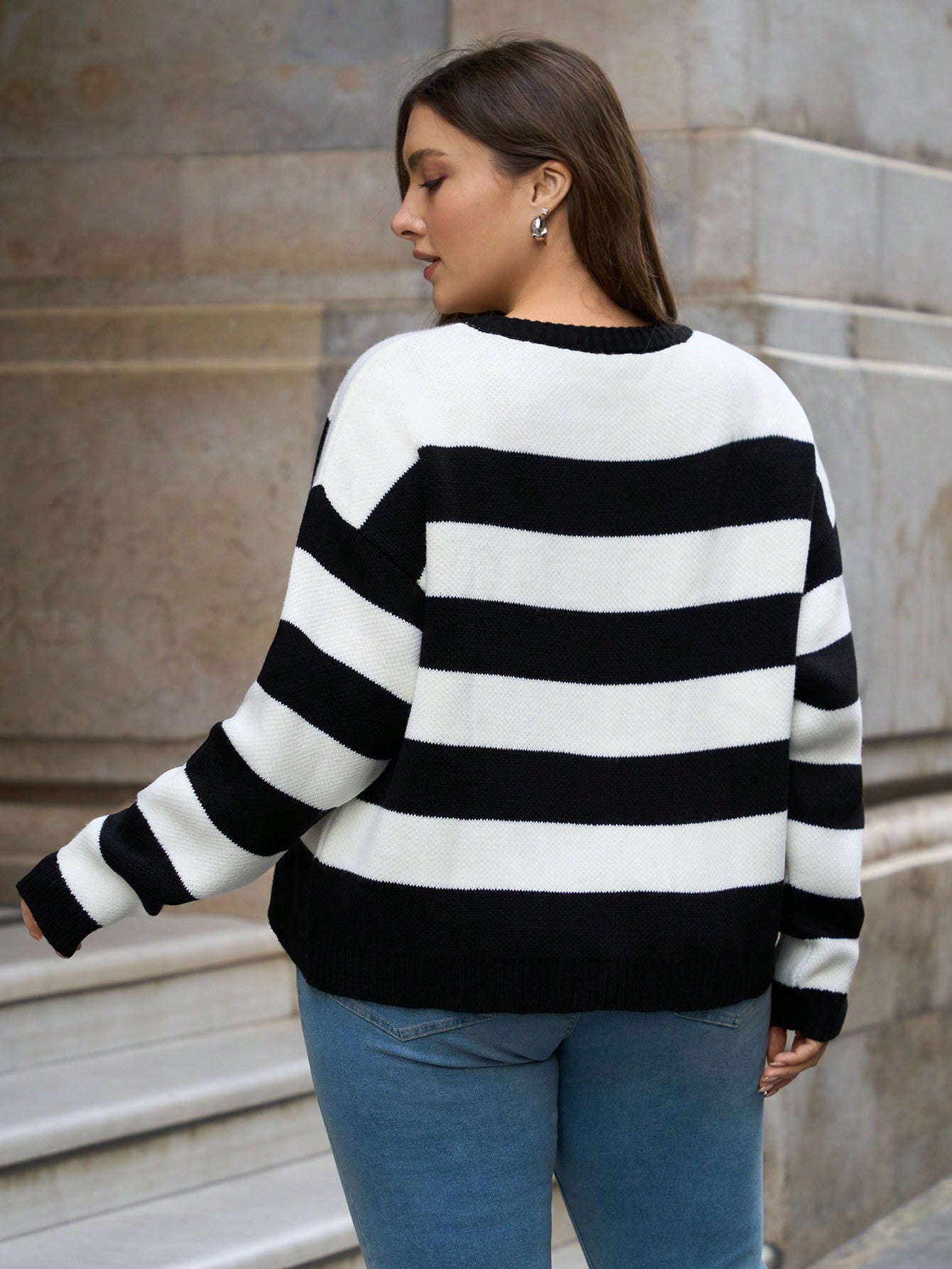 Cardigan rayure noir blanc référence 290 – vue 2