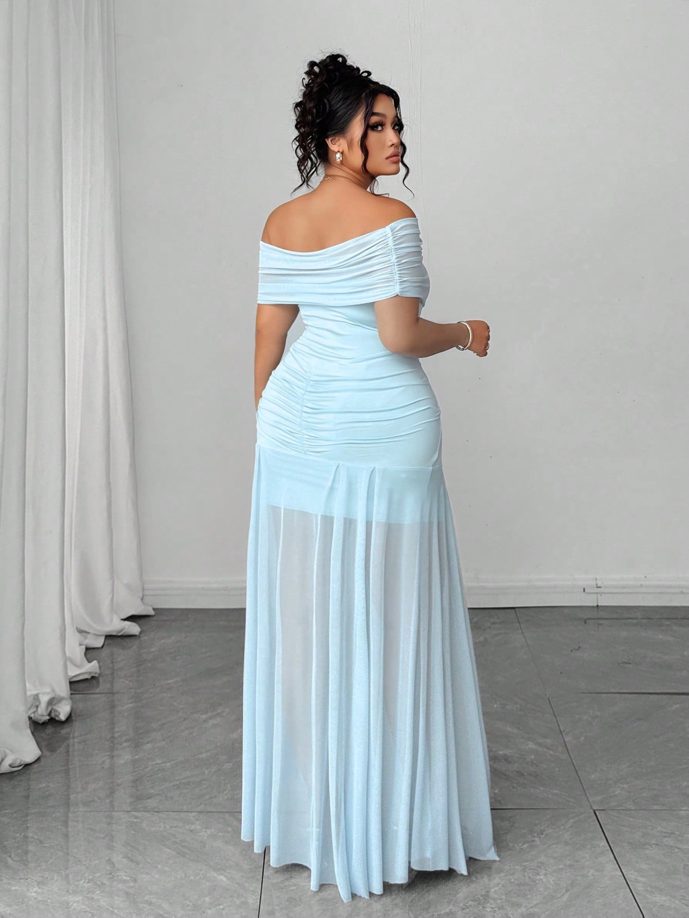 Robe bleu ciel référence 973 – vue 2